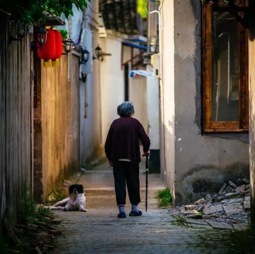 梦回故里,与已故亲人重逢的深层含义 梦回故里,与已故亲人重逢的深层含义